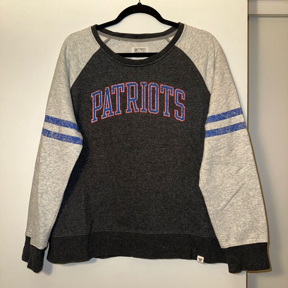 Fanatics NFL New England Patriots XL Gray Color Block Graphic Crew Womens Sweats